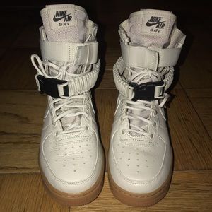 Nike SF AF1 Air Force 1 size 6.5 W
